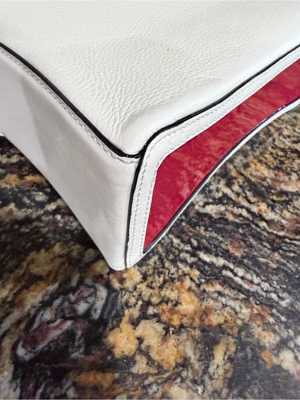 Christian Louboutin White Leather Roubylou Shoulder Bag with 2 straps - Picture 9 of 16